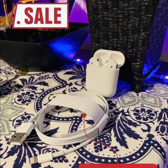 Apple AirPods With Charging Case Like New!